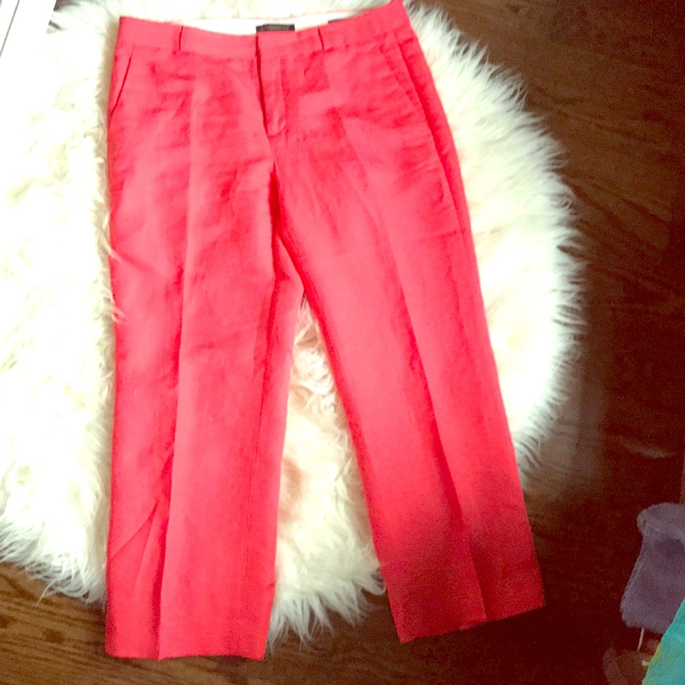 Size 8 Banana Republic pnk/coral capris